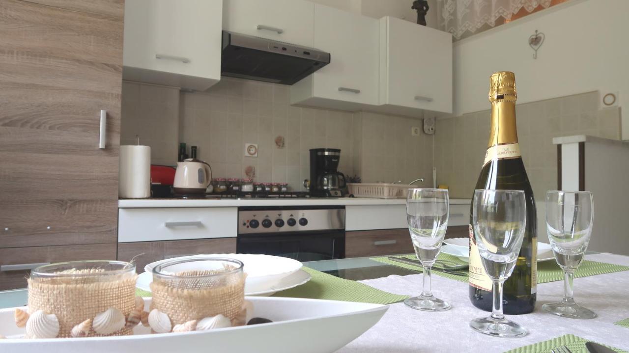 Adria Apartment Rijeka Buitenkant foto