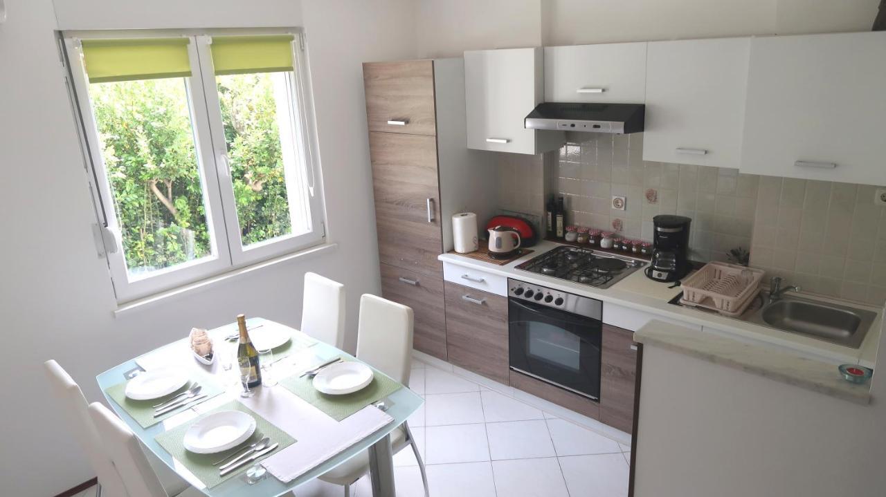 Adria Apartment Rijeka Buitenkant foto